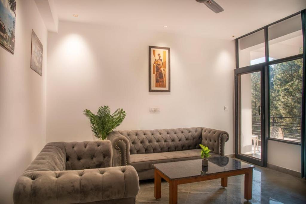 Mountain Height Kasauli Apartment Екстериор снимка